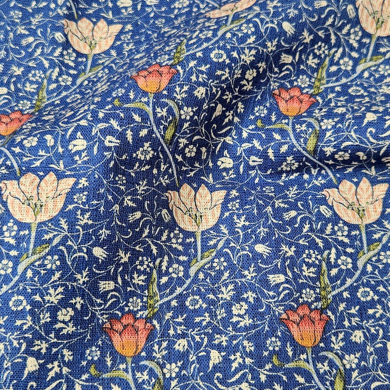 Tela con estampado de tulipanes vintage 100 % lino para tapicería de cortinas y cojines - William Morris MEDWAY tela floral azul para confección de vestidos y costura 2461 imagen 5