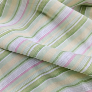 Premium Leinen Stoff Streifen in Grün Weiss | Mittelgewicht multicolor Streifen Andalusien Stripe für Bekleidung Heimtextilien