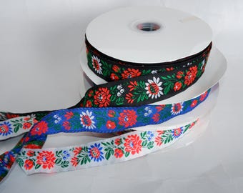 Adorno de tela jacquard sueca con forma de corazón de Folk Art. Cinta jacquard de 35 mm de ancho. Adorno decorativo hecho a mano. Flor de las nieves verde irlandesa.