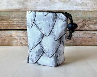 Dragon dice bag, RPG game bag, Dnd Birthday gift, White dice bag, Drawstring dice bag, Tabletop rpg, Dnd gifts, Dice pouch