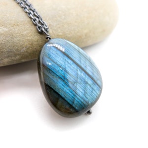 Light Blue and Striped Labradorite Necklace, Handmade Flash Labradorite Pendant, Wire  Double-sided Jewelry, Mom gift