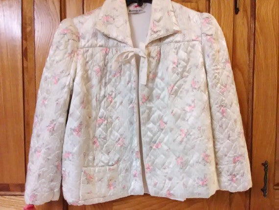 VINTAGE Rothley satin quilted bed jacket