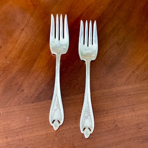 Rogers Silver SX Triple Forks, Small Forks or Appetizer Forks, Vintage Silverware, 1840s Silverware, Vintage Flatware, Silver Plated Forks