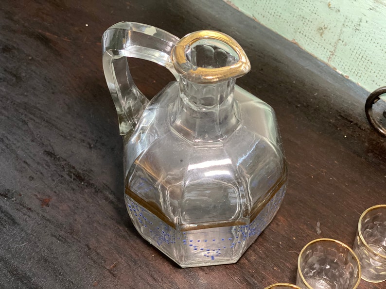 Vintage Bar Liquor Decanter Set Decanter Set MCM Vintage Bar Display Midcentury Bar Vintage Glass Decanter w Retro Pattern 5 Piece Set