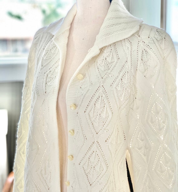 Lovely Shawl, Half Sleeve Vintage Crochet Shawl, W