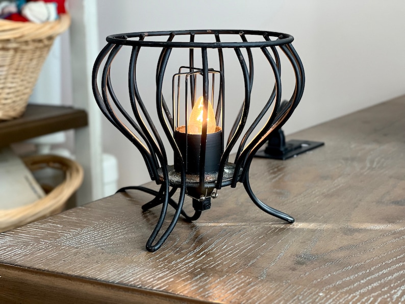 Lamp Vintage Black Metal Accent Lamp Thats Dimmable Retro - Etsy - Metallic Accent Lamp