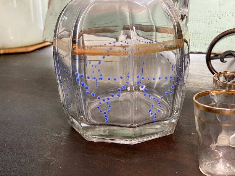 Vintage Bar Liquor Decanter Set Decanter Set MCM Vintage Bar Display Midcentury Bar Vintage Glass Decanter w Retro Pattern 5 Piece Set
