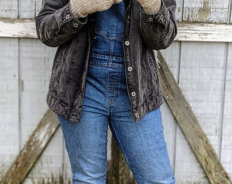 A Cinch Intermediate Knit Fingerless Mitts Pattern -  Pattern PDF