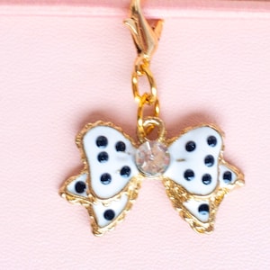 Dainty dangle polka dot bow with rhinestone. Black and white bow planner charm. Travelers Notebook dangle charm.