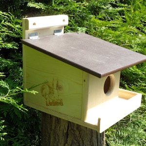 Squirrel sleeping house Kobel feeding house Squirrel Kobel made of spruce wood, handmade in Lower Bavaria. Roof water-resistant screen printing panel image 3