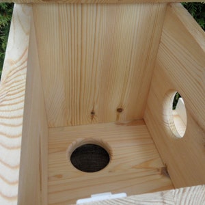 Squirrel sleeping house Kobel feeding house Squirrel Kobel made of spruce wood, handmade in Lower Bavaria. Roof water-resistant screen printing panel image 4