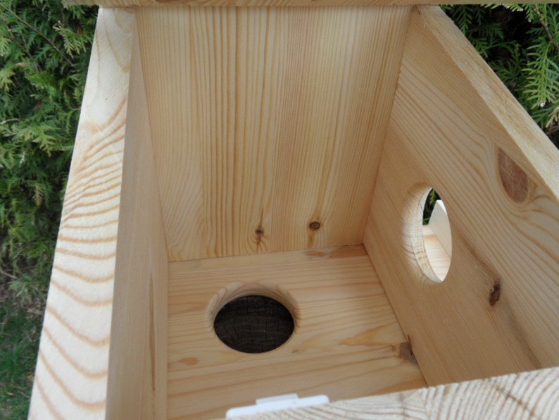 Squirrel sleeping house Kobel feeding house Squirrel Kobel made of spruce wood, handmade in Lower Bavaria. Roof water-resistant screen printing panel image 4