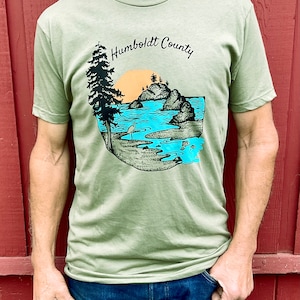 Humboldt County Design Unisex T-shirt Light Olive Green