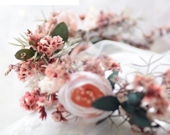 Blush pink flower crown, wedding flower crown, bridal crown, bohemian crown, dainty floral crown