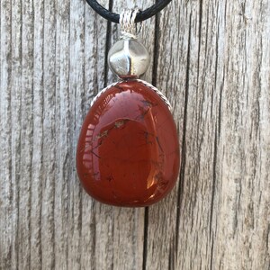 Red Jasper for Empowerment, Positivity & Grounding. 18 inch Cable Included