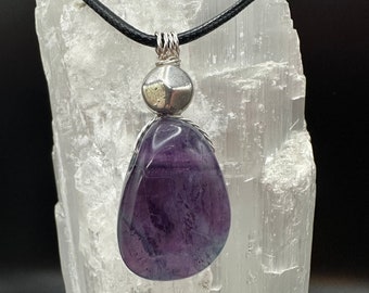 Fluorite Necklace for Protection, Spiritual Awakening, and Self-Confidence.