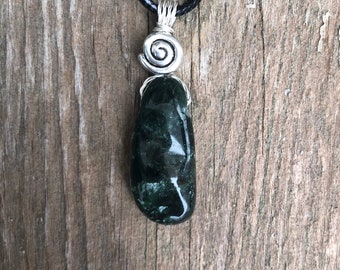 Seraphinite Necklace For Connection to Angel Realm. Swirl Signifies Consciousness