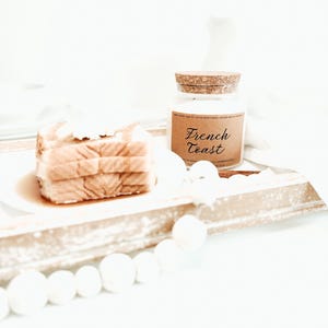 French toast candle breakfast gifts breakfast bar gifts foodie gift fall style gift fall scented candles soy candles food candle cozy candle