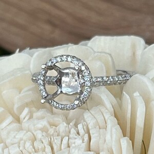 18K White Gold Ring Semi-Mount with 0.48ctw Natural Round Brilliant Diamonds - Setting for 7mm Diamond - Fine Jewelry