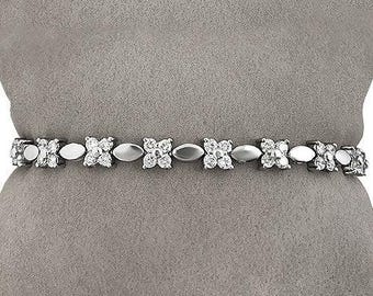 Platinum Natural 3.35ctw Diamonds cluster bracelet 7.5 inches