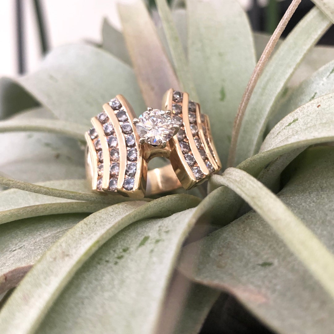 Unique Large Round Diamond Engagement Ring Set in Classic Wide 14k ...