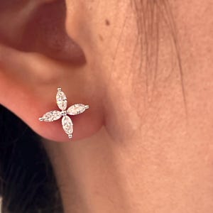Natural 0.72 ctw Marquise Diamonds set in 18k white gold earrings stud