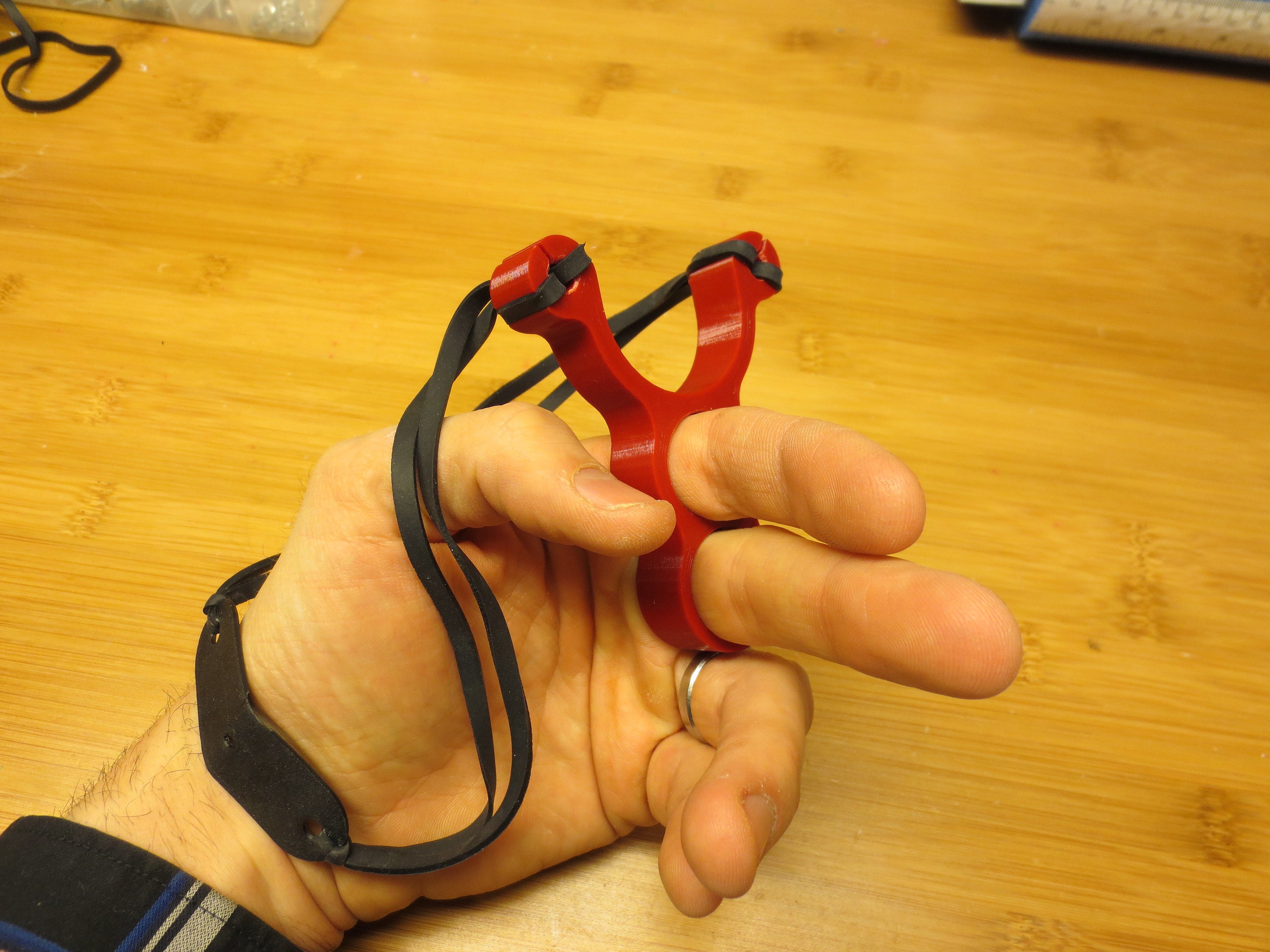 Knuckle Slingshot 2 Finger Rubber Band Miniature Travel Sling Etsy
