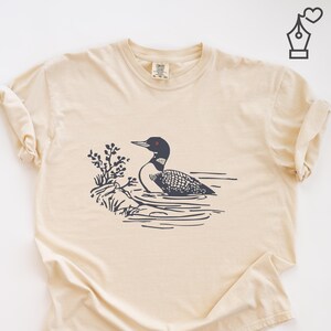 Comfort Colors Loon Shirt Bird Graphic Tee Nature Inspired Loon Shirt Casual Loon Tee Unisex Crewneck Bird Lover Shirt Wildlife Graphic Tee Ornithology Gift Tee Birdwatcher Outfit Casual Wear Shirt Lake Bird Graphic Tee Outdoor Bird Shirt Nature Lover Gift Shirt