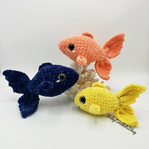 Goldfish plushie crochet fish toy Betta fish Koi Fish Kawaii soft toy plush gift handmade gift for children cuddle toy fish friend pet toy