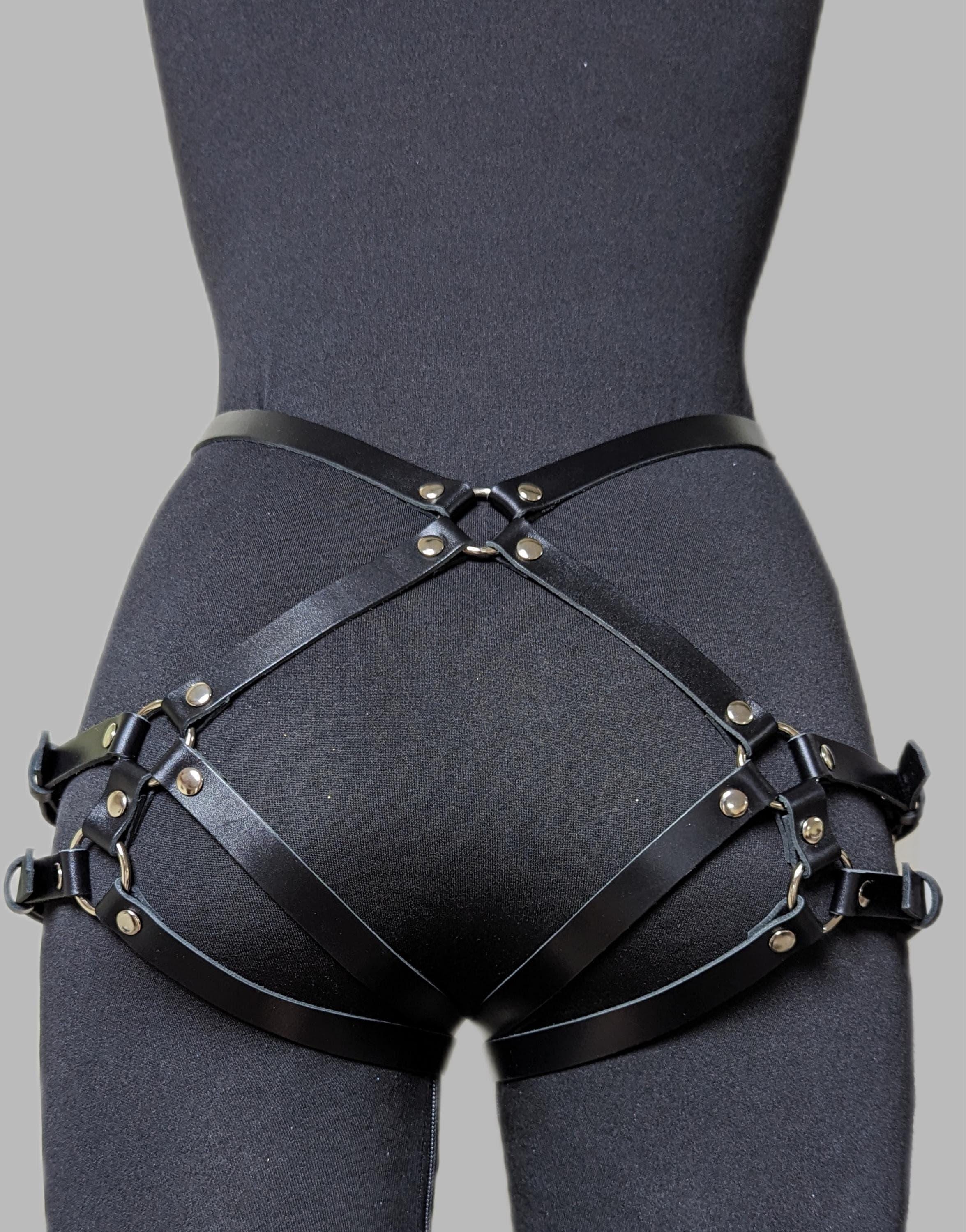 Buttocks Garter Belt
