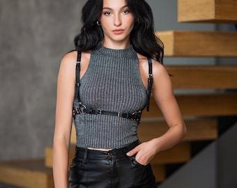 Casual Leather Thin Chest Harness Rings Cross Back Top Body Belt Minimalistic for Woman