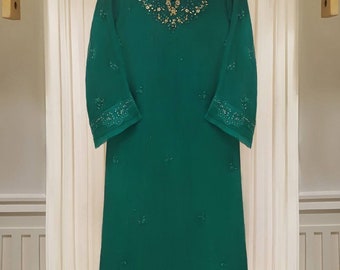 green emerald velvet dress Agha Noor Green organza Dress Party Wear Collection 3 piece Unstitched   GoodLuck Collections