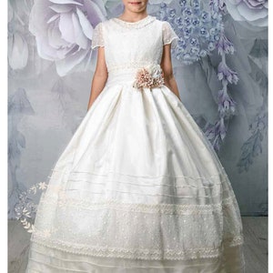 First Communion Dress/Vestido de Primera Communion