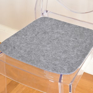 Cuscino In Feltro Ecologico Per Sedia Kartell Victoria Ghost - Spessore 23 Mm, Antiscivolo, Grigio Mélange