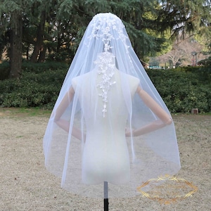 NEW Top Lace Bridal Chapel Veil Ivory sequins lace Wedding Veil White Lace Wedding Veil with bridal party veil wedding bridal veil fingertip