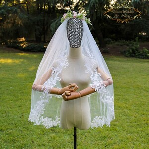 Delicate Floral Lace Applique Blusher wedding Veil Ivory Veil 2 Tier bridal Veil Wedding Veil Lace Edge wedding Veil Fingertip Veil VL66