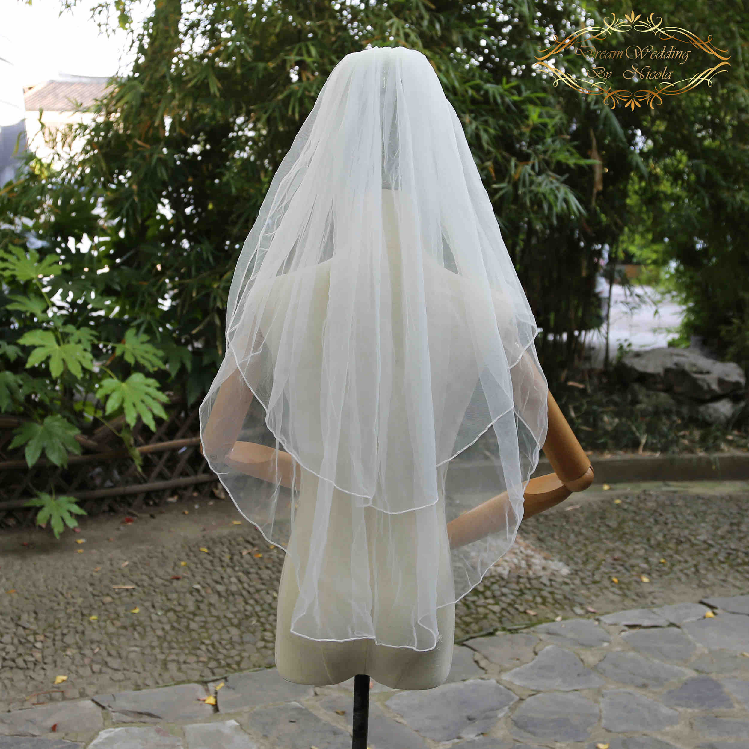 Handmade Tulle Wedding Veil: Short 2-layer Bridal Veil With  display picture 1