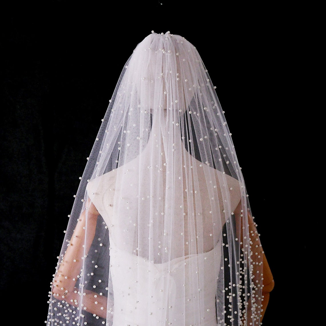 Encrypted Pearls Veil Knee Wedding Veilwhite Pearls Wedding Etsy