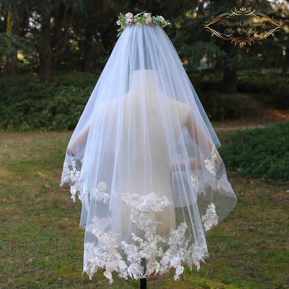 Two-layer Wedding Veil With Sequin Lace Appliques Two-layer Wedding Veil With Sequin Lace Appliques