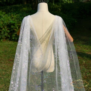 Brautcape mit bunten Blumen Braut-Cape Farbwechsel Chamäleon Braut Hochzeit Schleier-Cape Kathedralen-Cape Chices dekoratives Cape Schleier