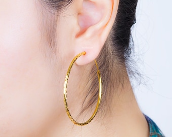Asian gold hoop earrings discount