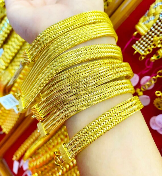 Asian gold hotsell bracelet designs