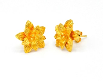 24K Gold Plated Flower Stud Earrings : Thai Handmade Jewelry