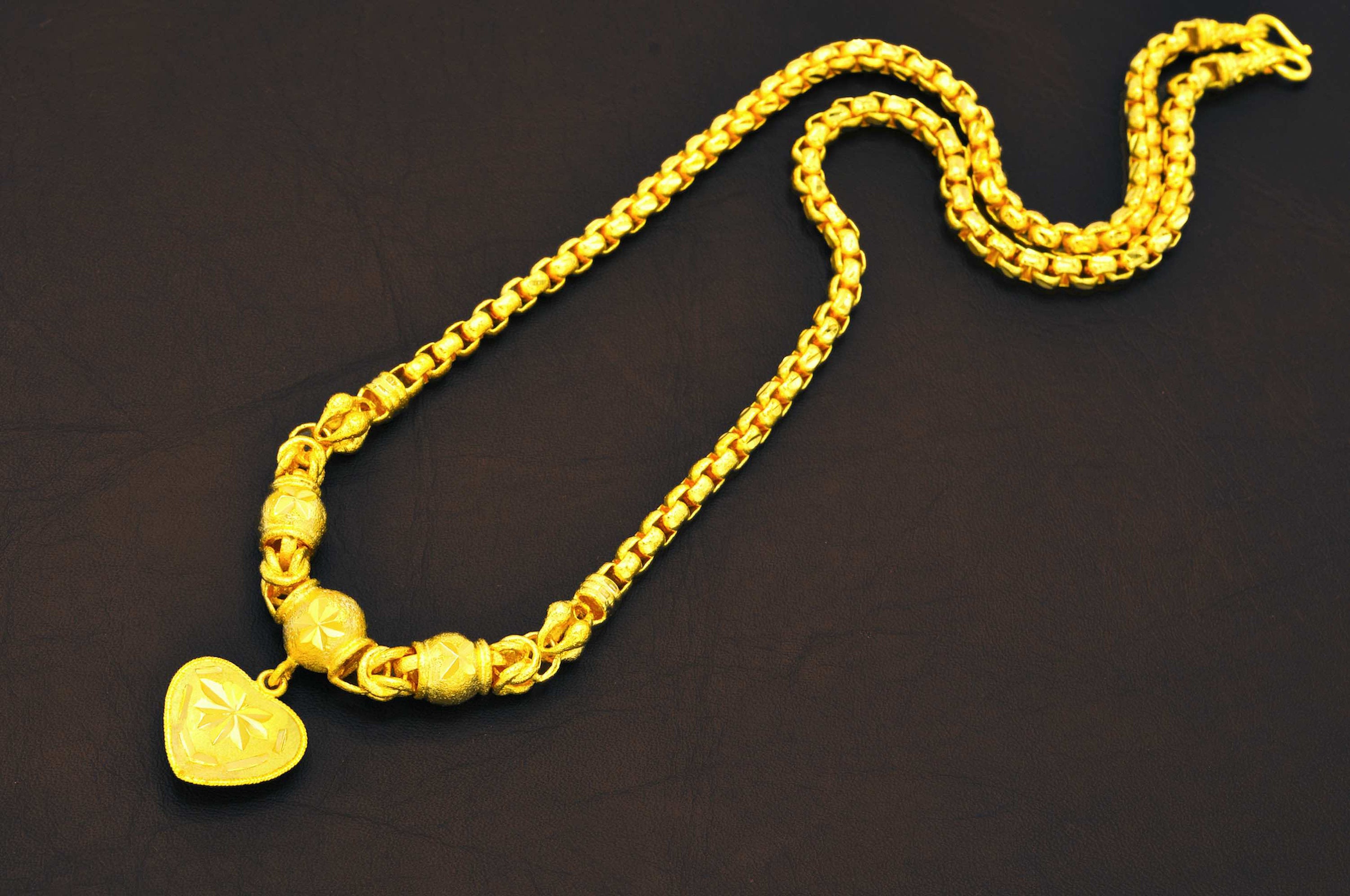 Amazon.com: 22K 23K 24K Thai BAHT Gold GP Necklace 23 Grams 3.5 MM Jewelry:  Clothing, Shoes & Jewelry
