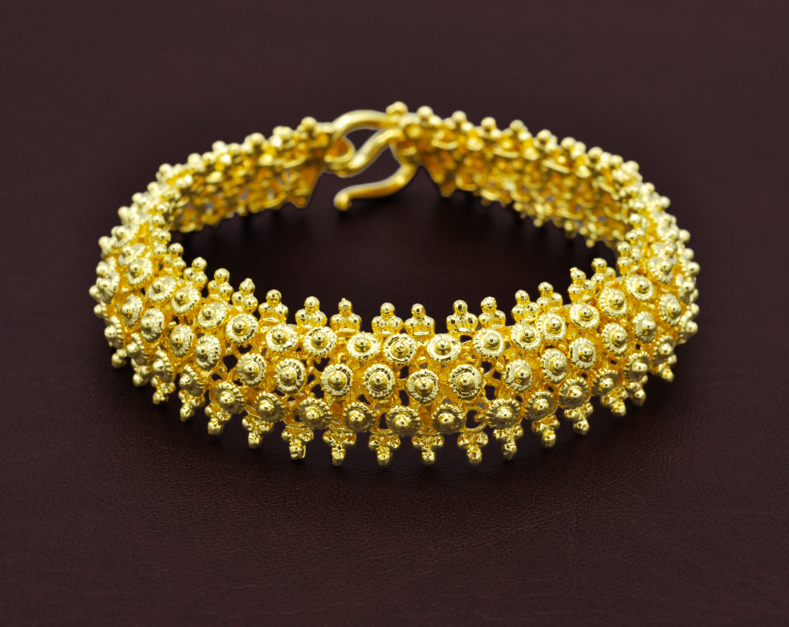 Fashion 24k Gold Bracelet For Women Jewelry Charm Bridal Wedding  Anniversary Party Fine, सोने के कंगन - My Online Collection Store,  Bengaluru | ID: 25959591833