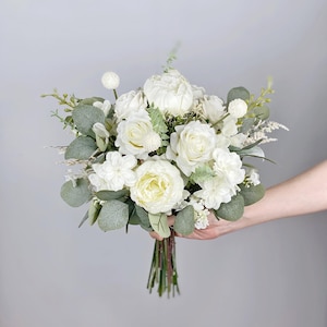 White Rose Bridal Bouquet, Classic Wedding Bouquet, Rustic Boho Flower Bouquet,  Design in Rose and Peony