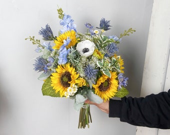 Sunflower and Blue Thistle Wedding Bouquet, Rustic Boho Flower Bouquet, Wildflowers Bouquet, Design in Sunflower, Thistle, Anemone