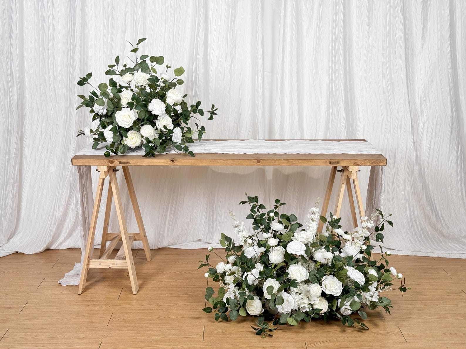 White Wedding Flower Arrangement, Aisle & Table Decor - Etsy