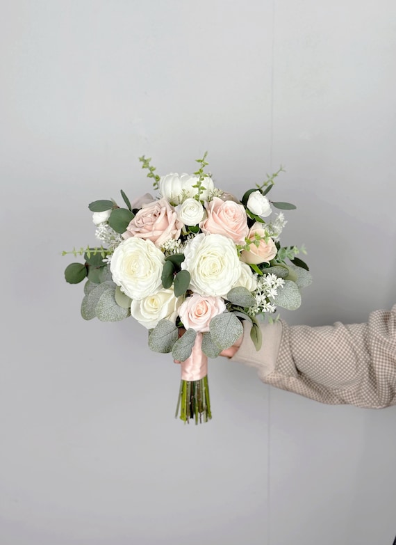 Dusty Pink Bridal Bouquet, Pink Boho Wedding Bouquet, Rustic Flower Bouquet,  Design in Rose, Ranunculus, Peony and Baby's Breath