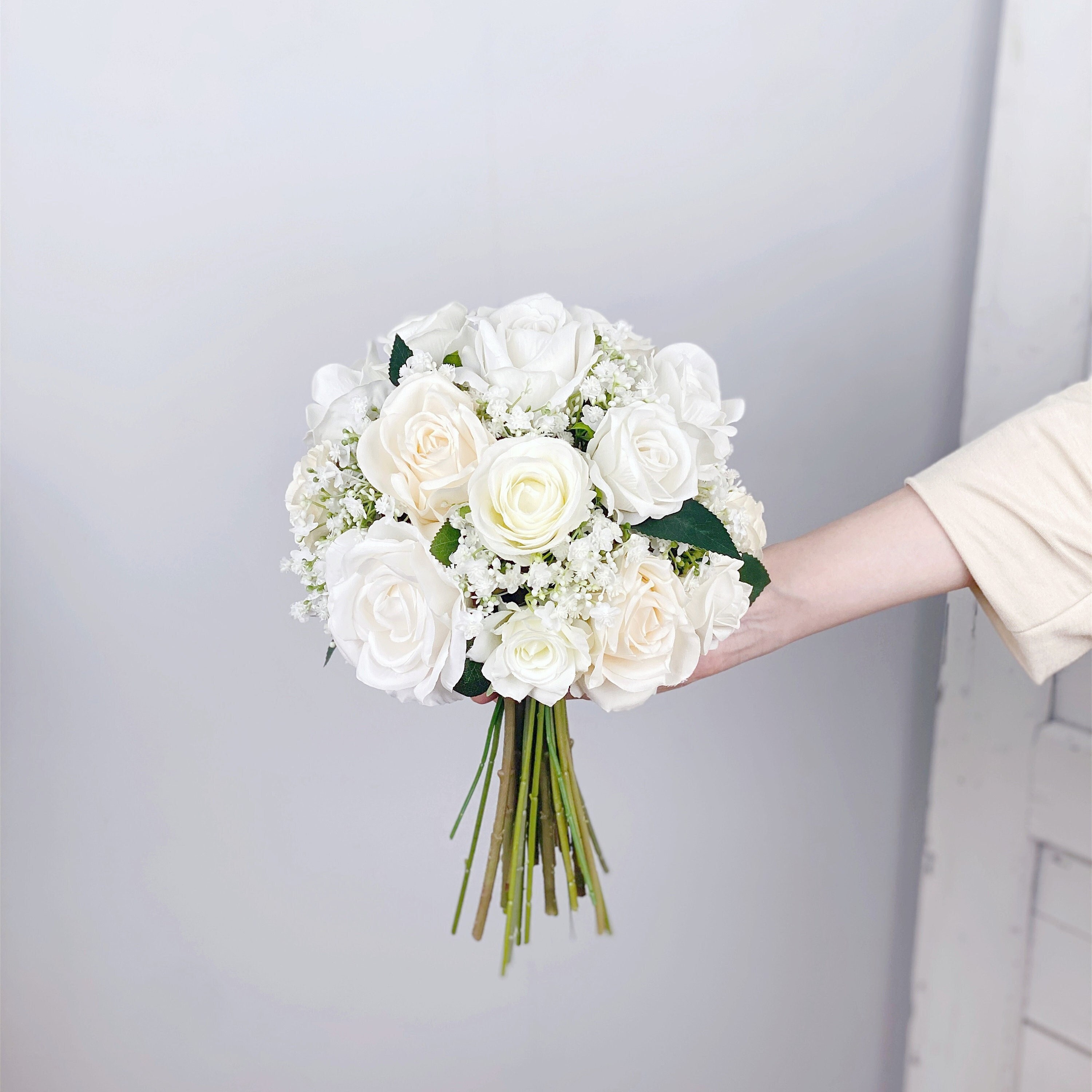 Ivory Roses & Baby's Breath Bridal Bouquet – Bunches Direct USA